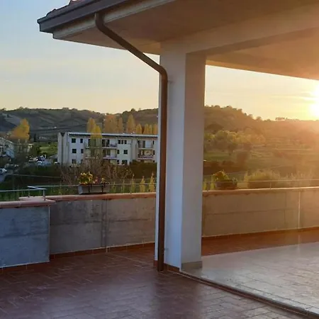 Cerreto 3 Apartment *